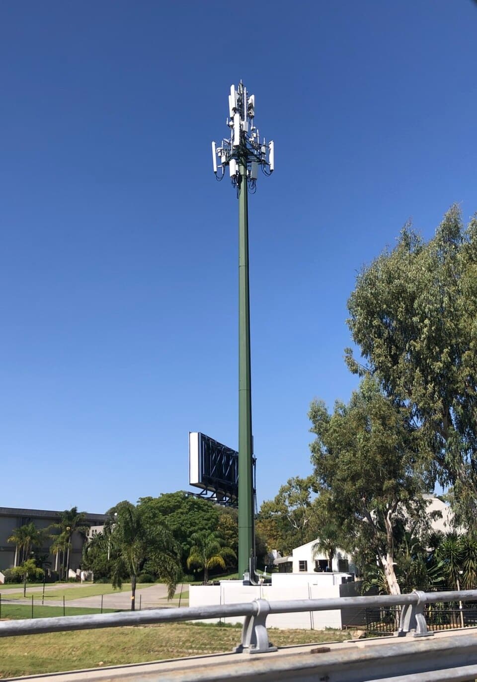 AIS Rolls Out Southeast Asia's First 5G-Advanced Network