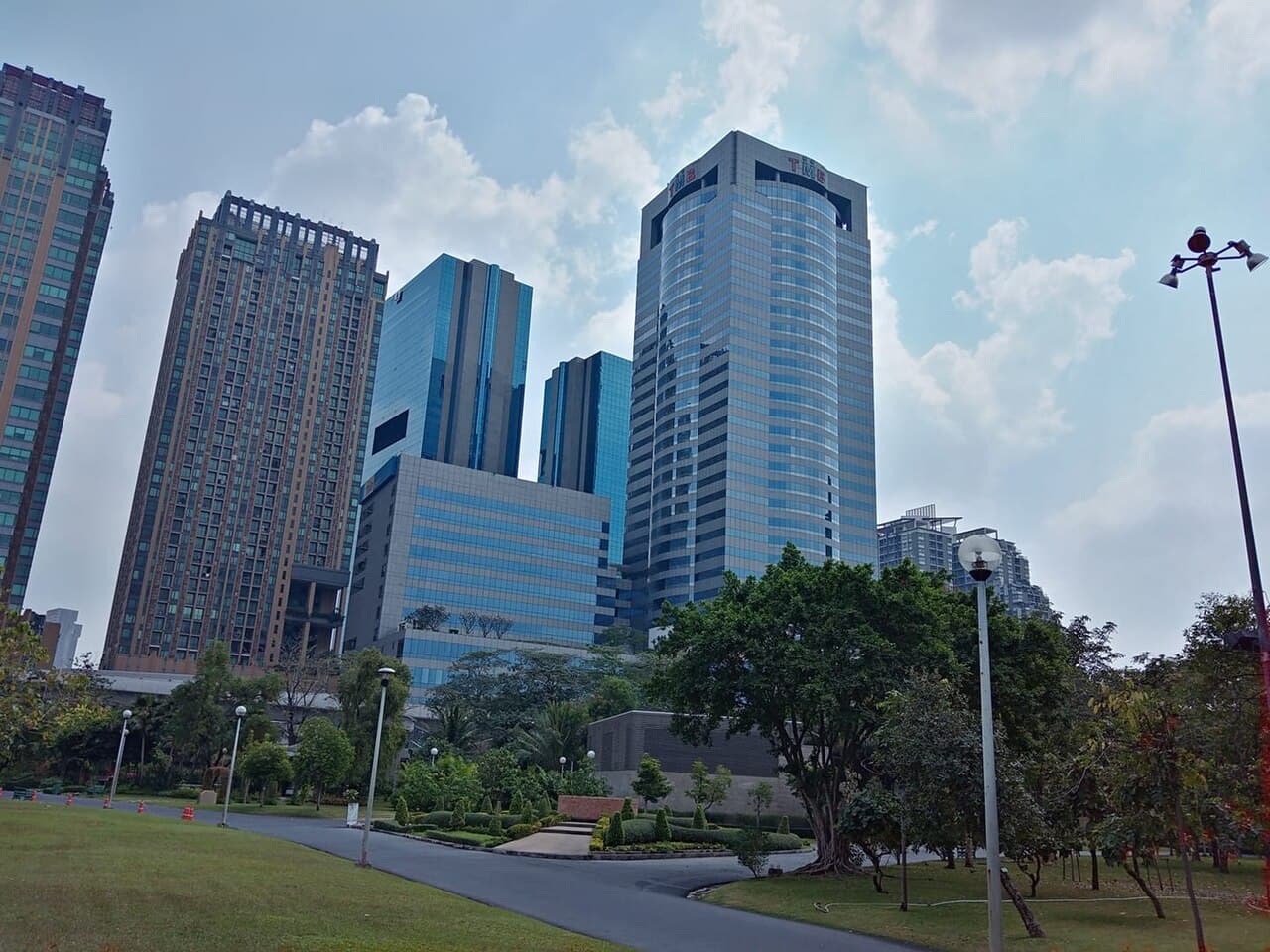 Thailand's Central Bank Lifts 2026 GDP Forecast to Market-High 2.3%