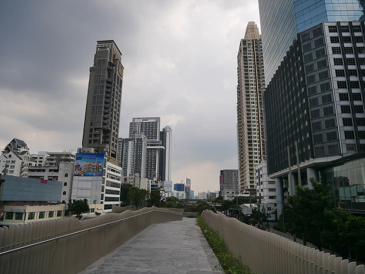 Bangkok Turns Its Canals Into Green Parks to Fight Rising Floodwaters