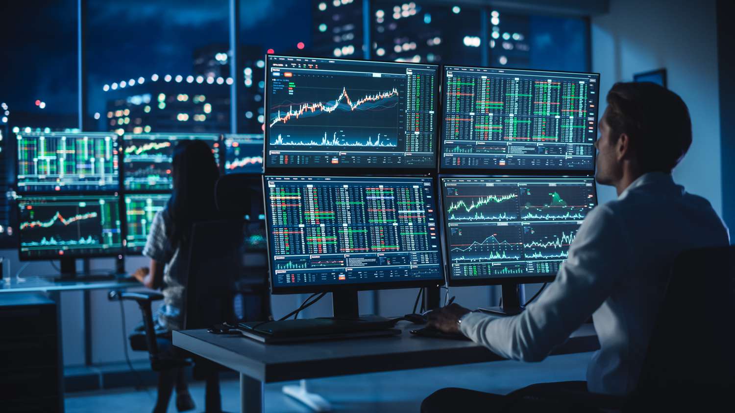 Traders remain cautious as the US tariff deadline approaches