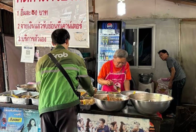 Uncle Sert 50 baht all-you-can-eat buffet