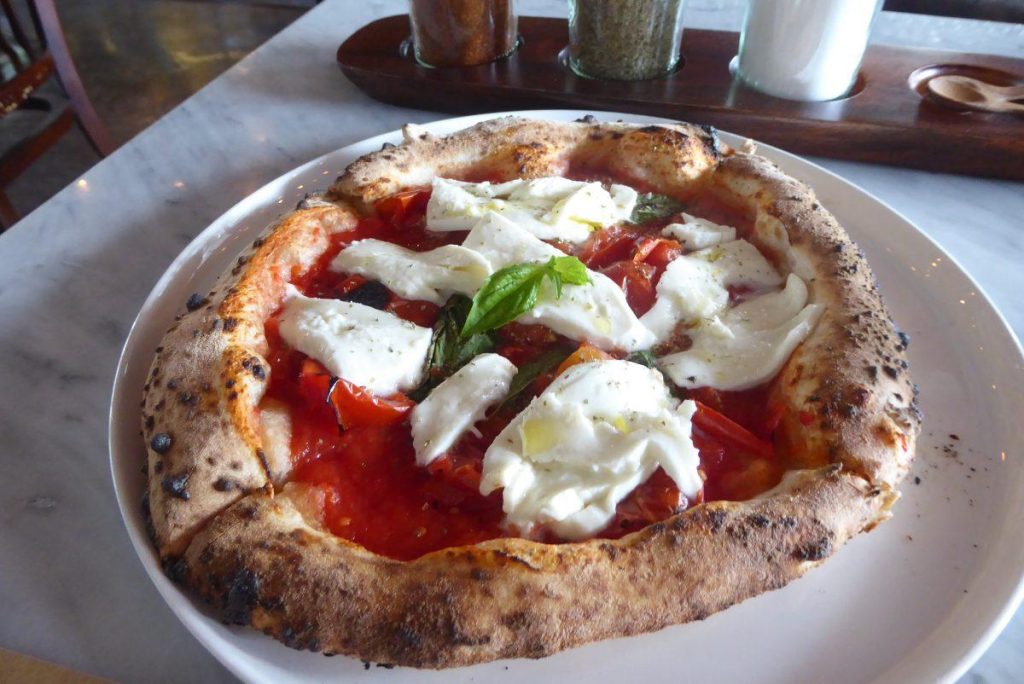 Napoli by Night: Bangkok’s Late-Night Neapolitan Pizza Spot