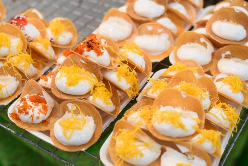 Crisp and Creamy: Discovering Khanom Buang in Bangkok