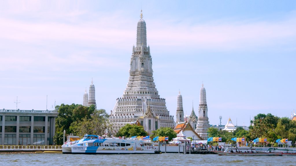 Chao Phraya Express Bangkok: River Travel Guide