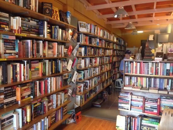 Bangkok’s Hidden Book Arcade: A Quiet Escape Above the Streets