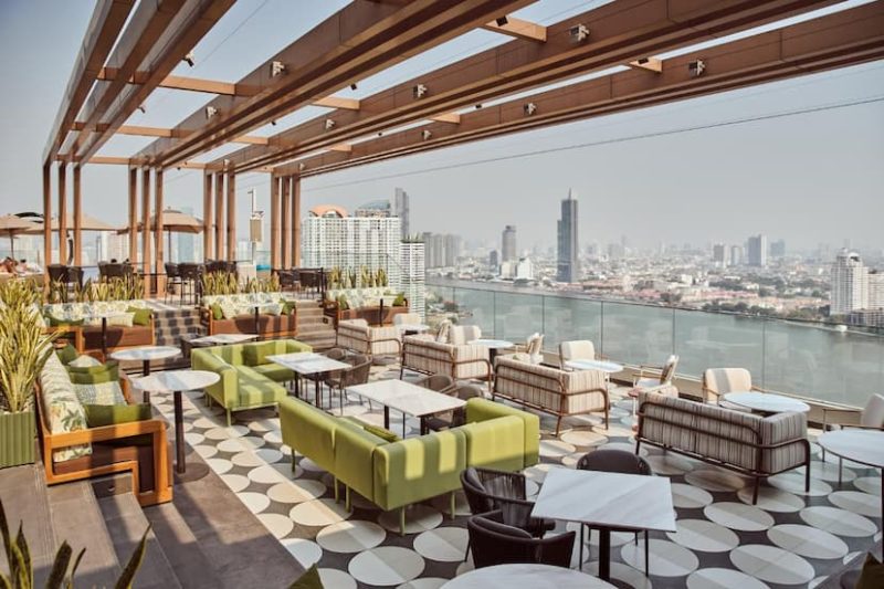 SEEN Rooftop Bar Bangkok: Cocktails and Skyline Views
