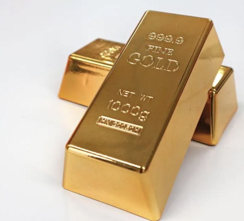 Global Gold Prices Reach Record High Amid US Federal Reserve Rate Cut Expectations