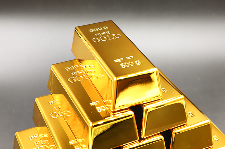 Gold Climbs Above $5,100 Amid Worldwide Uncertainty