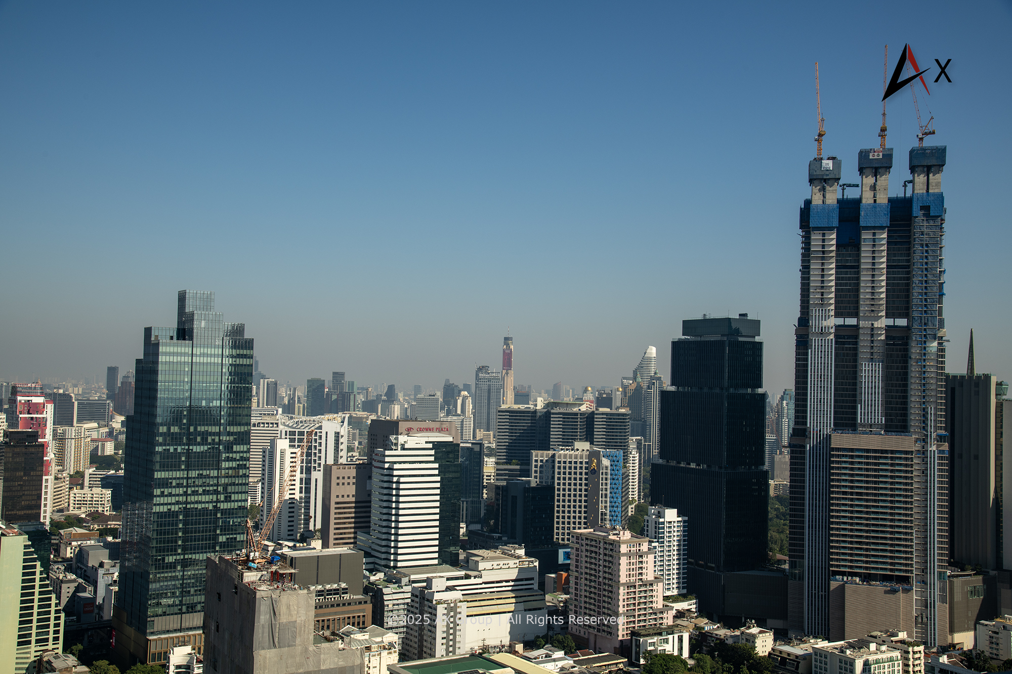 Central Bank Warns of Rising Economic Uncertainty