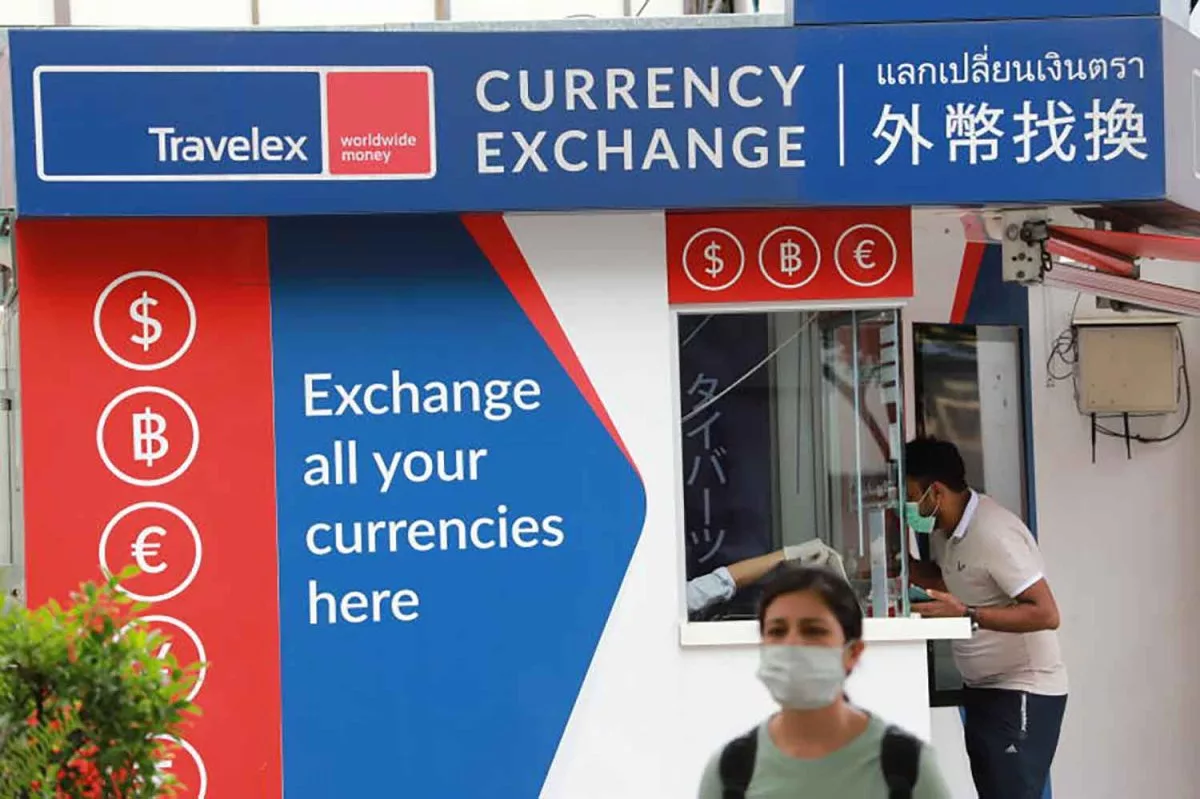 Baht Expected to Strengthen in Q1 as Gold Prices Climb