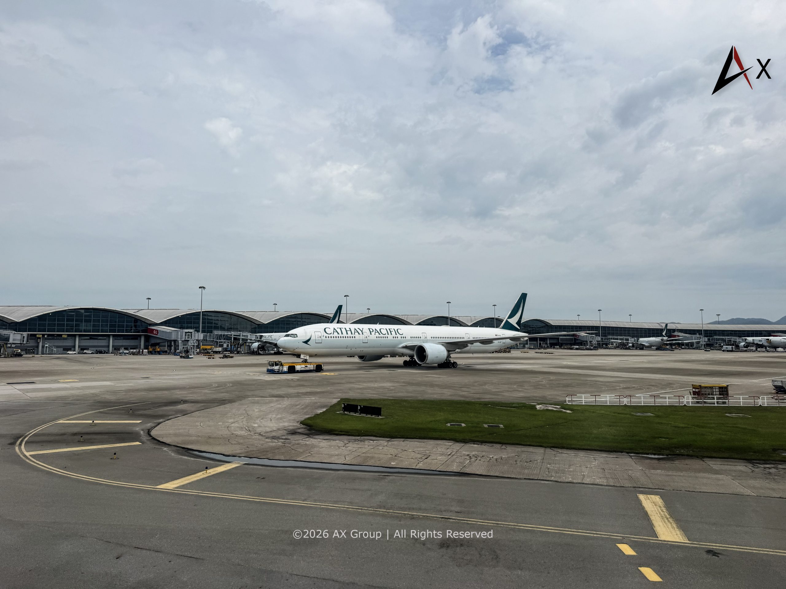 Hong Kong flag carrier Cathay Pacific Airways will lower its fuel surcharge fees for passenger flights by as much as about 14% from Saturday, after a series of increases that began in March. For long-haul flights, the surcharge will fall from HK$1,560 (6,465 baht) to HK$1,362 per leg of the trip. For shorter journeys, such as those between Hong Kong and South Asia, the rate will drop to HK$633, down from HK$725. For flights from mainland China to Hong Kong, the surcharge will remain at HK$135, while those going in the opposite direction will also stay at HK$165. ADVERTISEMENT In a statement, Cathay said: "To enable a more agile response to the volatile jet fuel prices due to the Middle East situation, we continue to review the fuel surcharge every two weeks to better capture jet fuel price movements in either upwards or downward direction. "This increased frequency is intended as a temporary measure and will be revisited when the Middle East situation stabilises. "The jet fuel that aircraft use is made by refining [crude oil], and so the price of jet fuel comprises both the crude oil component and the refinery component, both of which have increased significantly since the start of March and remain at highly elevated levels." In March, Cathay announced it was more than doubling its fuel surcharge as supplies had been disrupted and prices had risen due to the war in the Middle East. The fuel surcharge applies to all tickets on a per-sector basis, regardless of fare type and is included in fares quoted through the airline's direct booking channels.
