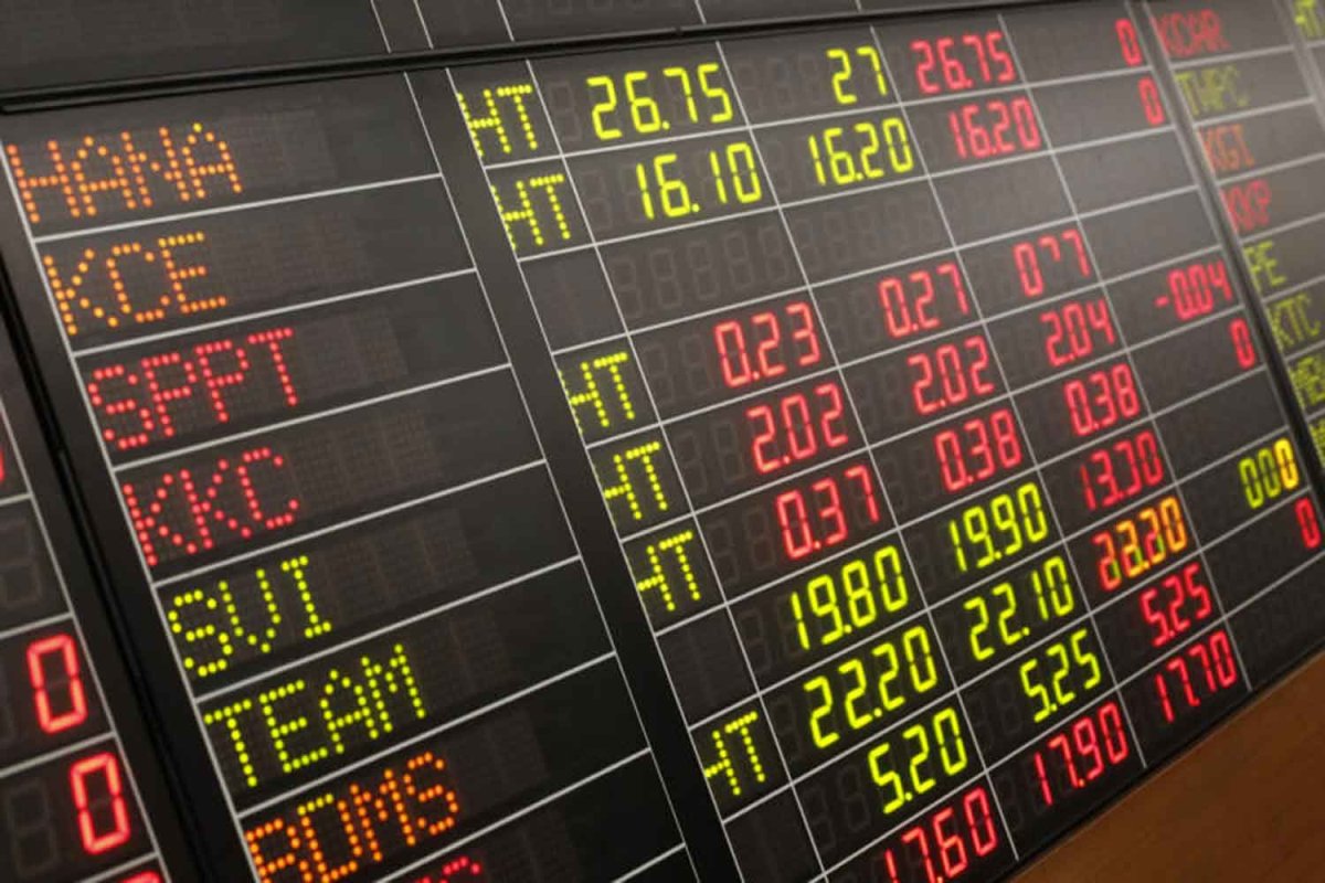 Dividend Stocks Offer Stability This Month
