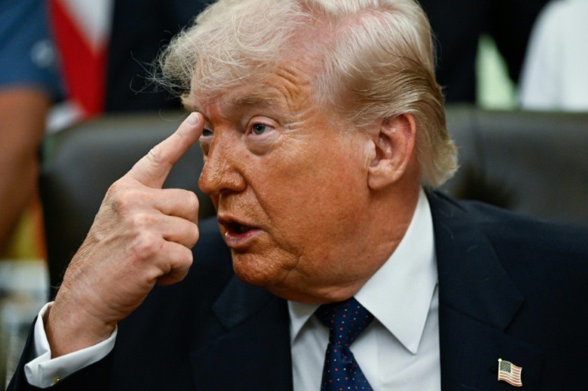 Trump Pauses Hormuz Operation Amid Push for Iran Deal