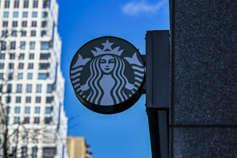 Starbucks Required to Pay B1.68 Billion for Hot Tea Spillage